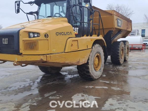 Kiperi i zglobni kamioni  730 3T300560