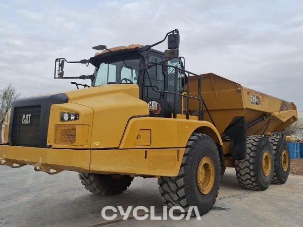 Kiperi i zglobni kamioni  740GC 3T805487