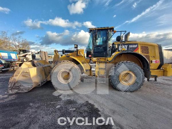 Pás Carregadoras de Rodas  966M XE FL200224