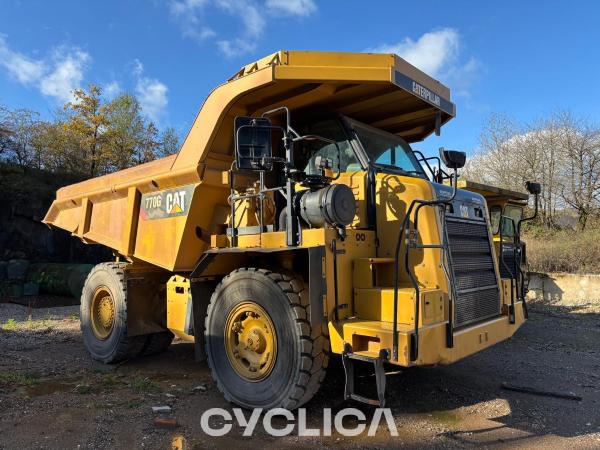 Dumpers e camiões rígidos  770G KDH00454