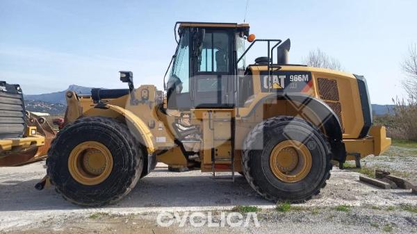 Utovarivači  966M XE P6C01013