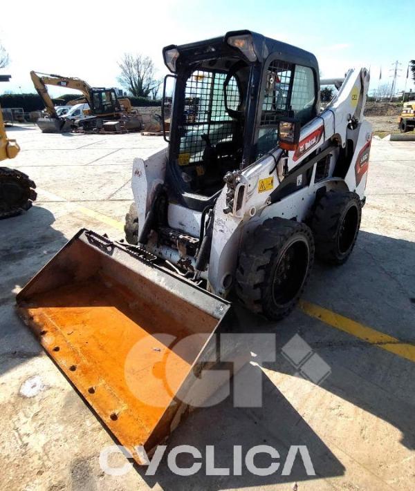 Chargeuses compactes  S530 B4KA11###