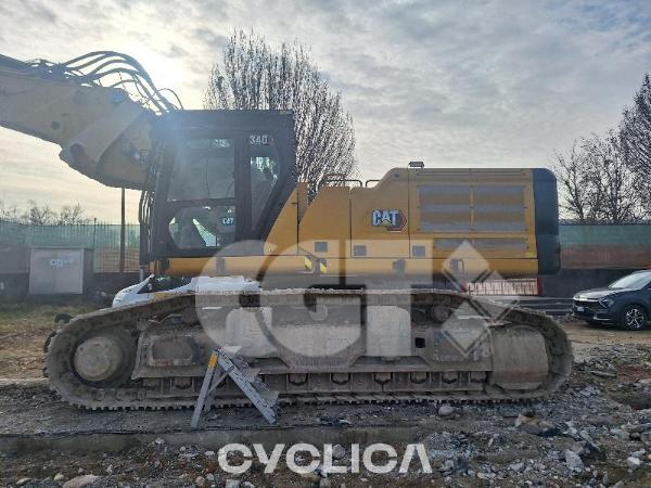 Bageri guseničari  340 DEM WLE10###