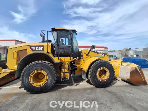 Chargeuses sur pneus  950GC M5T01649
