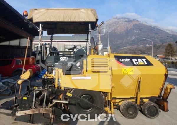 Pavimentazione  AP300 B2Y00###