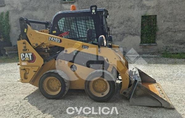 Mini Pás Carregadoras  242D3 ME600776