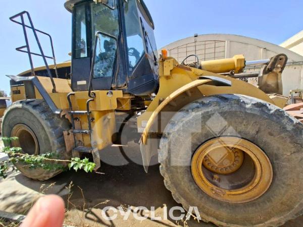 Utovarivači na točkovima  972G2 AXC00815