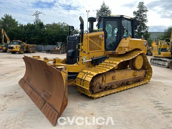 Bulldozers and crawler tractors  D6 XE-20 LGP VPAT [L LRG01003